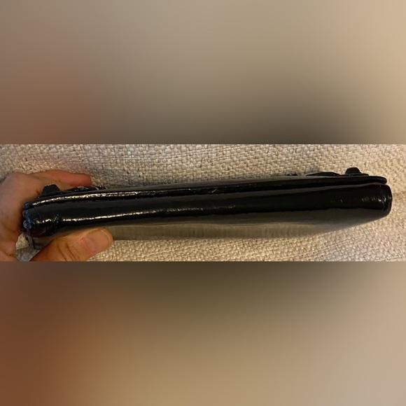 Balenciaga Black Leather Wallet, with generic silver chain included - Picture 10 of 16